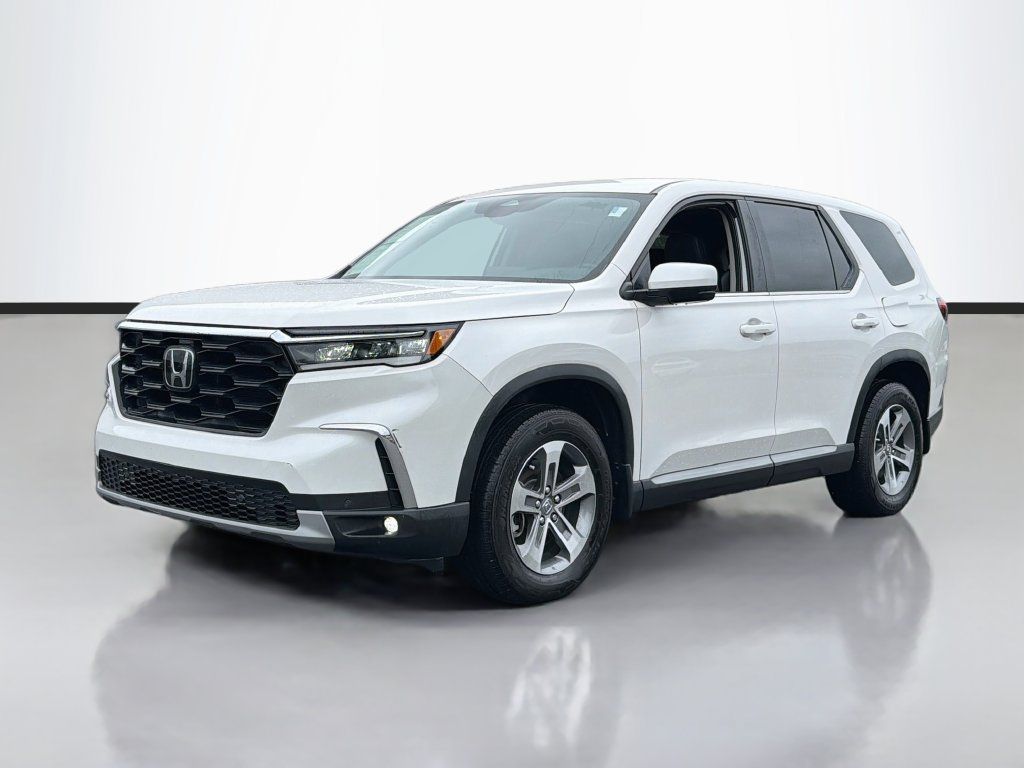 Used 2025 Honda Pilot EX-L image 2