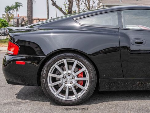 Used 2005 Aston Martin Vanquish S image 8