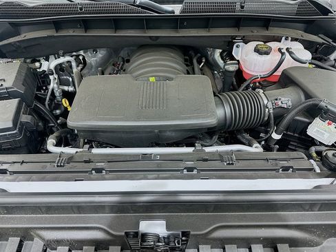 New 2026 GMC Sierra 1500 SLT image 10