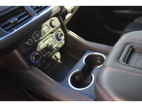 Used 2022 Chevrolet Suburban RST w/ Luxury Package image 37