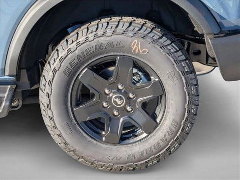 New 2025 Ford Bronco Outer Banks image 10