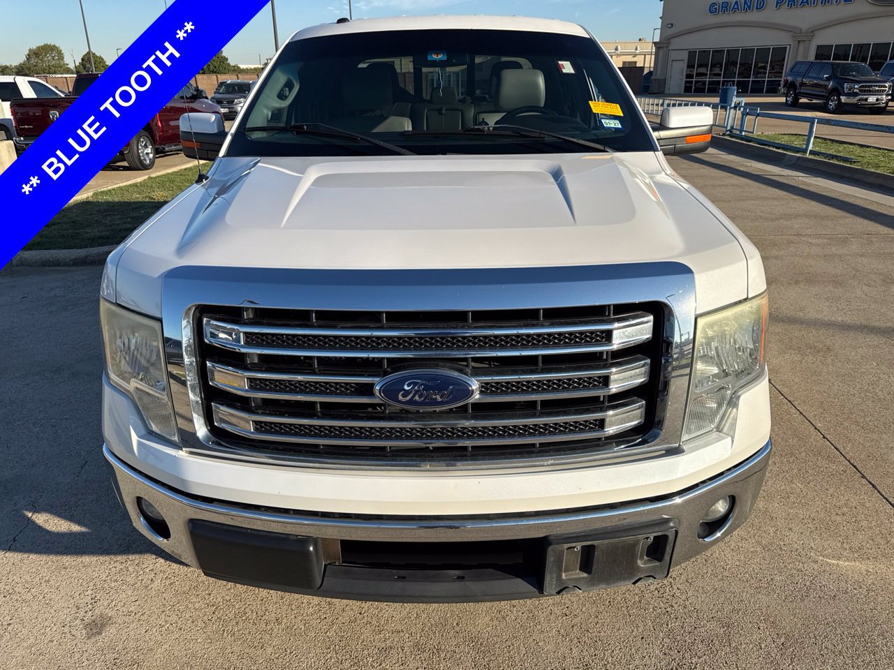 Used 2013 Ford F150 Lariat w/ Mid Equipment Group RWD image 2