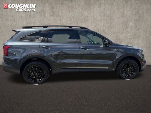 Used 2023 Kia Sorento S w/ Panoramic Sunroof Package AWD/4WD image 9