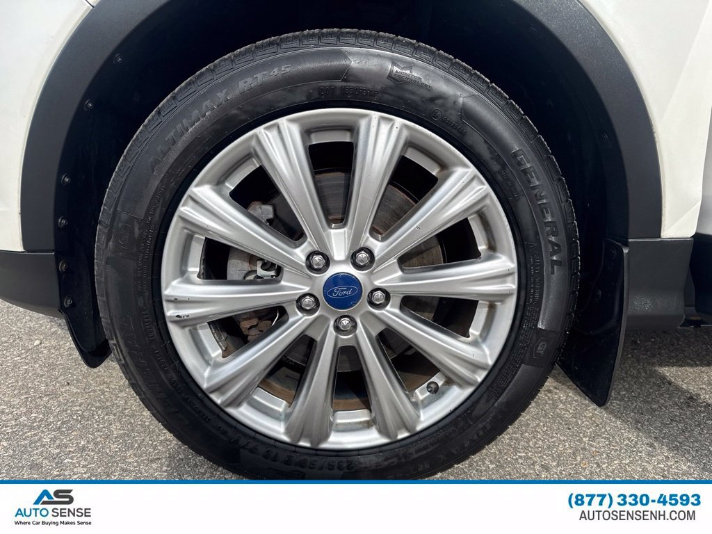 Used 2017 Ford Escape Titanium AWD/4WD image 27