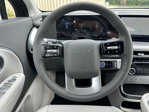 New 2026 Hyundai Ioniq 9 SEL image 18