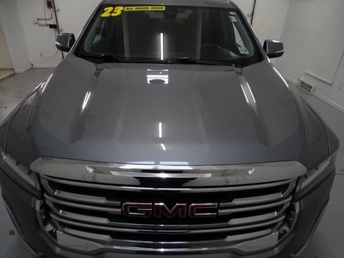 Used 2023 GMC Acadia SLE w/ Driver Convenience Package image 25