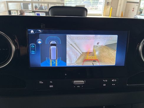 New 2025 Mercedes-Benz Sprinter 2500 image 15