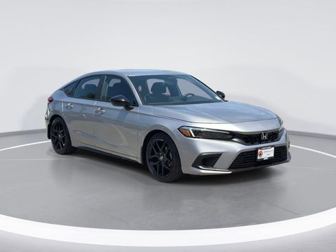 Used 2024 Honda Civic Sport image 1