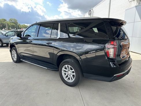 Certified 2024 Chevrolet Suburban LT image 8