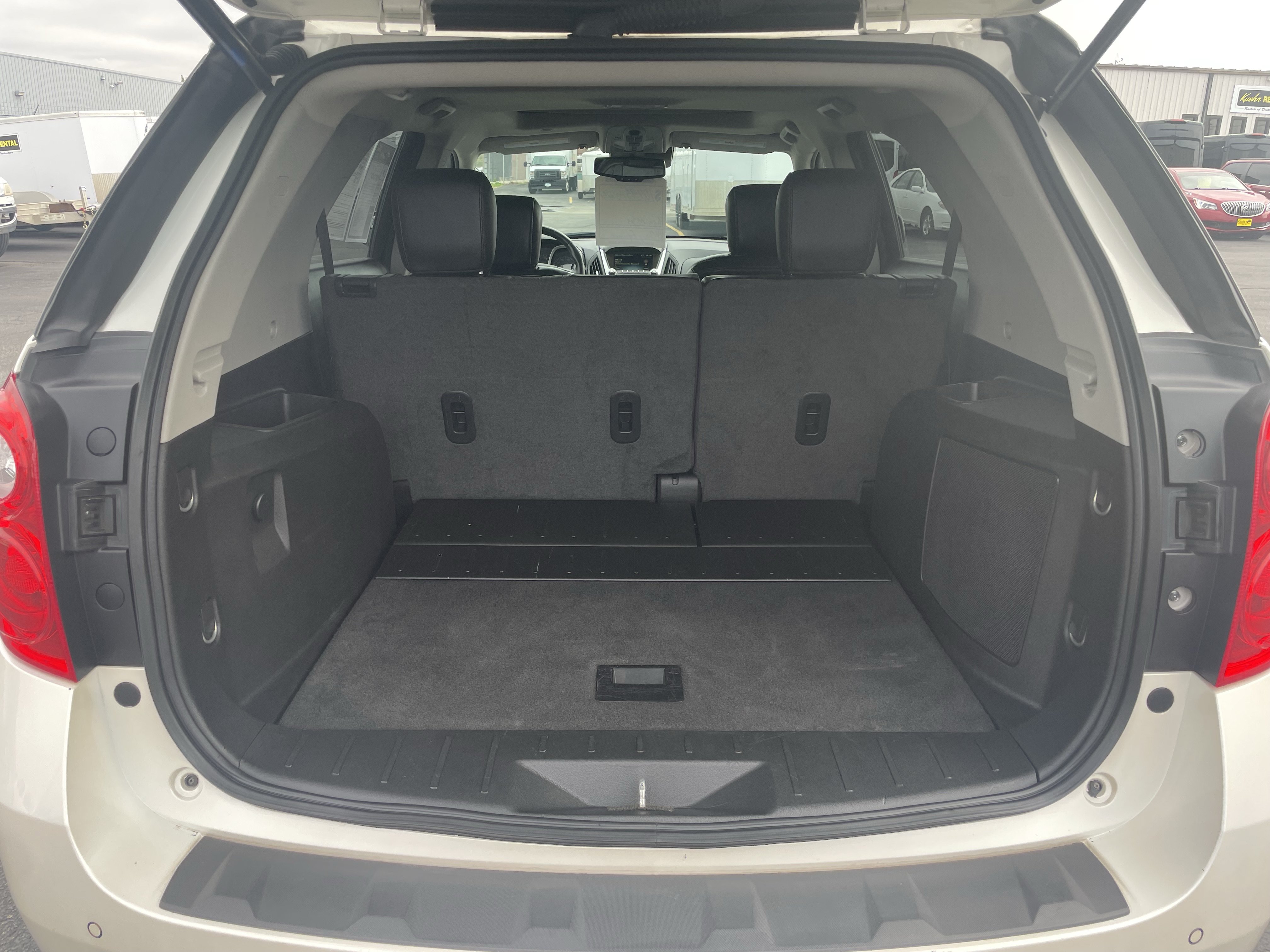 Used 2014 Chevrolet Equinox LTZ AWD/4WD image 9