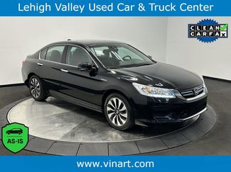 Used 2017 Honda Accord Touring video 1