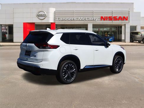 New 2026 Nissan Rogue Platinum w/ Platinum Premium Package image 3