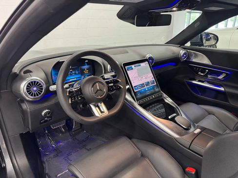 Used 2023 Mercedes-Benz SL 43 AMG w/ Driver Assistance Package image 20