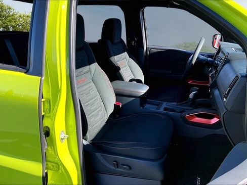 New 2026 Nissan Frontier Pro-X w/ Pro-X Convenience Package RWD image 10