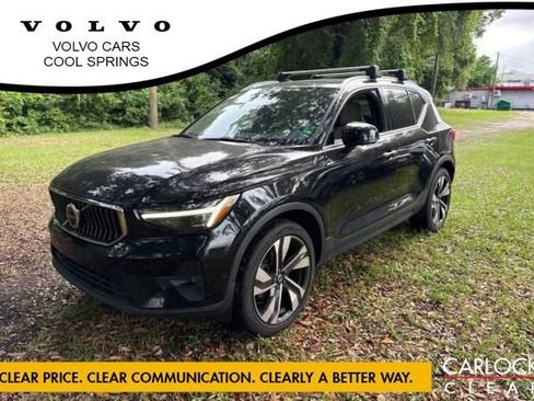Used 2023 Volvo XC40 B5 Ultimate w/ Protection Package Premier AWD/4WD image 1