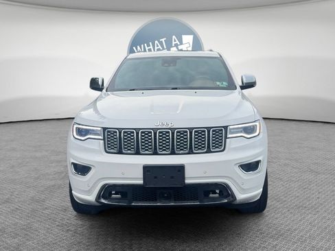 Used 2020 Jeep Grand Cherokee Overland AWD/4WD image 9