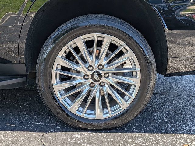 Certified 2025 Cadillac Escalade Premium Luxury AWD/4WD image 11