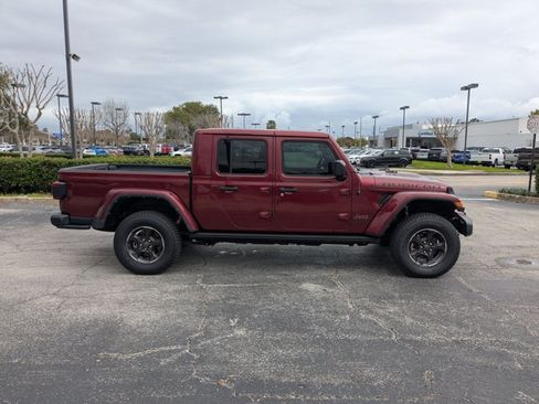 Used 2021 Jeep Gladiator Rubicon AWD/4WD image 4