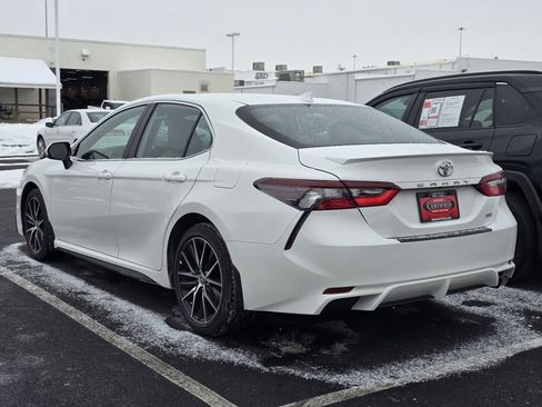 Certified 2023 Toyota Camry SE image 5