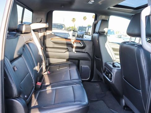 Used 2022 GMC Sierra 1500 Denali AWD/4WD image 19