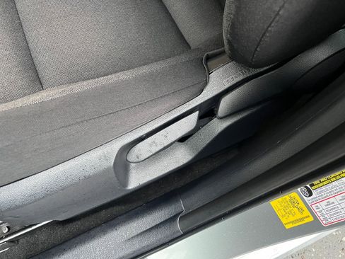 Used 2025 Toyota Camry LE image 23