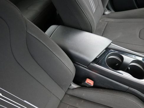 Used 2025 Hyundai Elantra Hybrid FWD image 34