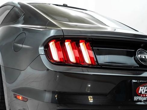 Used 2016 Ford Mustang GT Premium RWD image 11