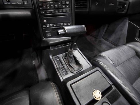 Used 1992 Cadillac Allante FWD image 38