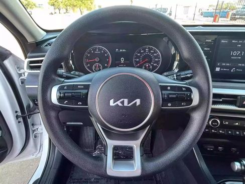 Used 2023 Kia K5 LXS image 22