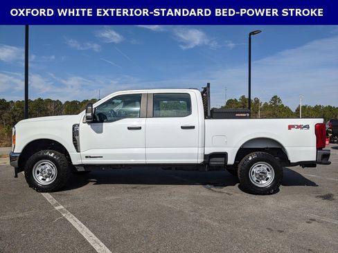 Used 2023 Ford F250 XL w/ FX4 Off-Road Package image 5