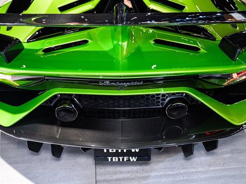 Used 2021 Lamborghini Aventador SVJ image 20