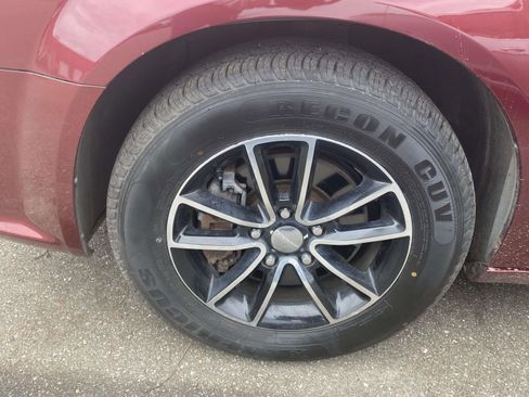 Used 2017 Dodge Grand Caravan GT image 10