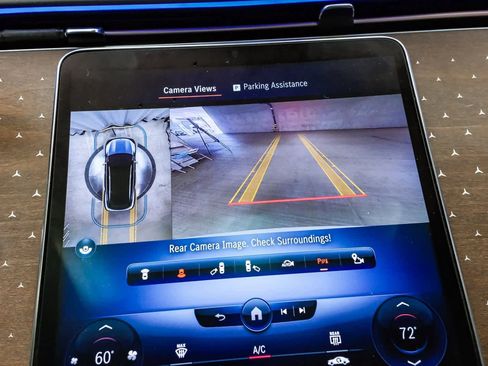 Certified 2023 Mercedes-Benz EQS 450+ SUV image 23