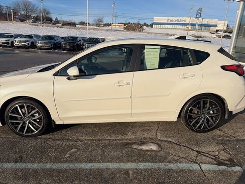 Used 2025 Subaru Impreza 2.0i Sport image 4