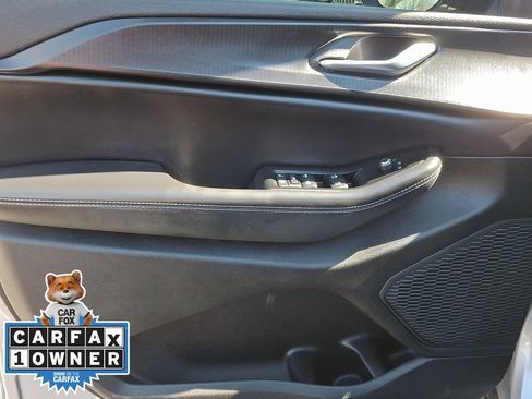 Used 2023 Jeep Grand Cherokee Altitude image 13