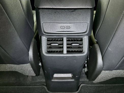 Used 2026 Chevrolet Equinox LT w/ Convenience Package II FWD image 23
