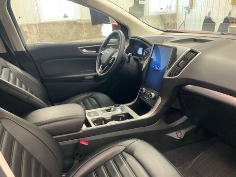 Used 2024 Ford Edge SEL w/ Convenience Package AWD/4WD image 31