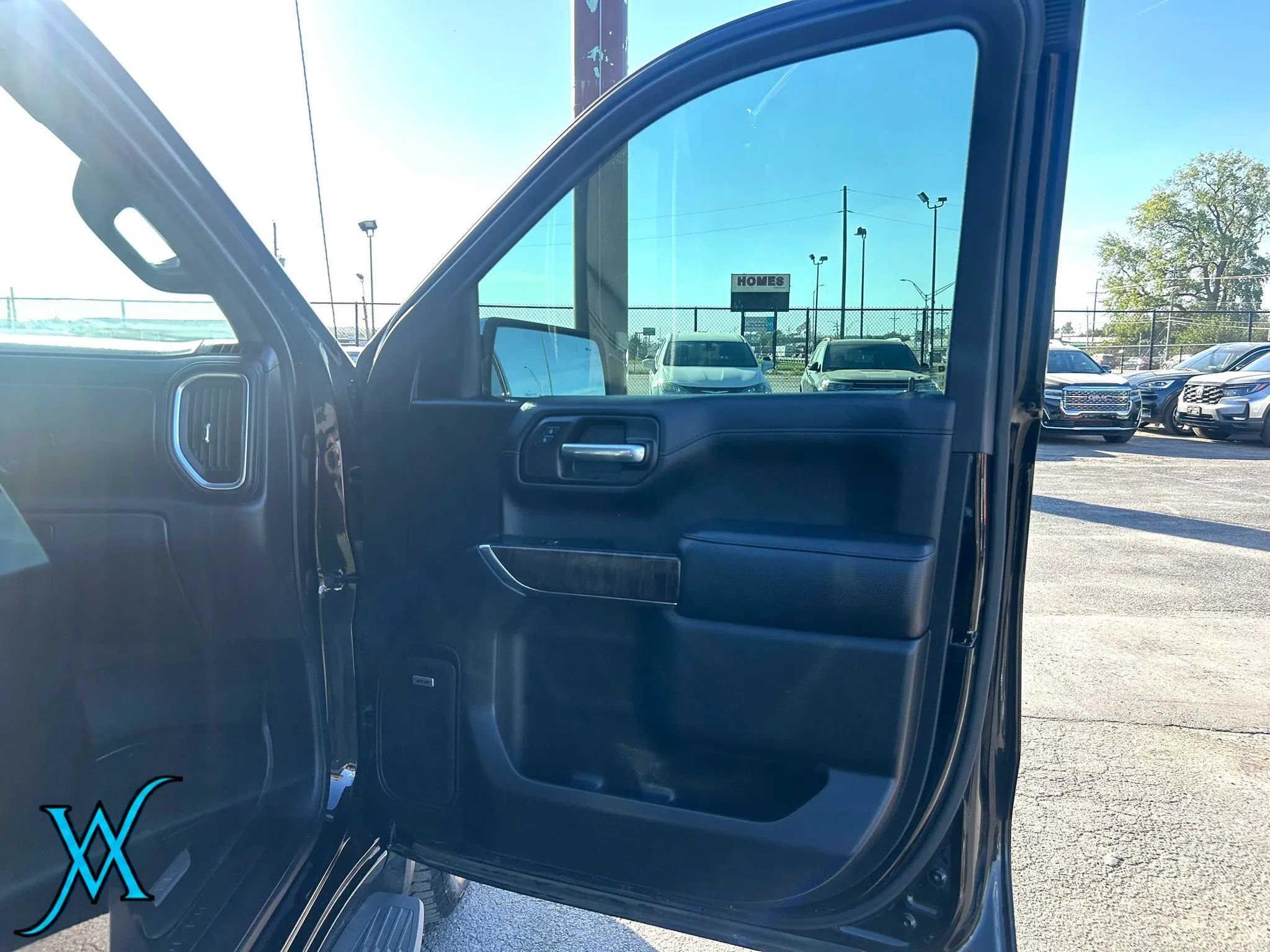 Used 2019 GMC Sierra 1500 Denali AWD/4WD image 25