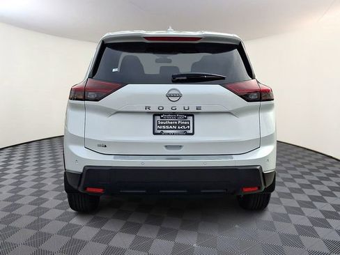 New 2026 Nissan Rogue SV image 5