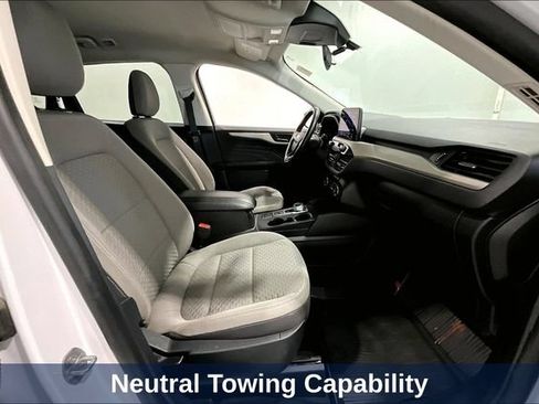 Used 2022 Ford Escape SE w/ SE Sport Appearance Package AWD/4WD image 35