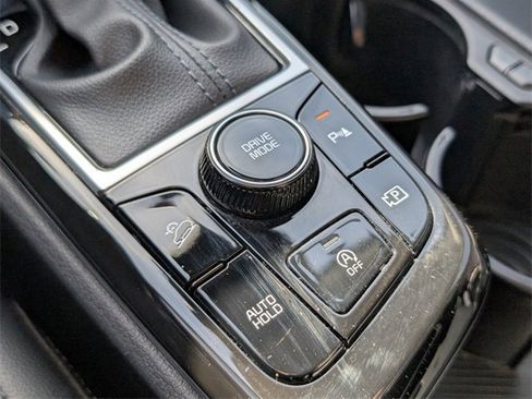 Used 2024 Kia Sportage EX image 23