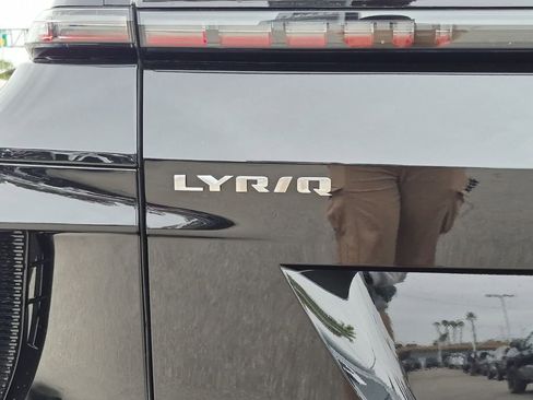 Used 2026 Cadillac Lyriq V AWD/4WD image 24