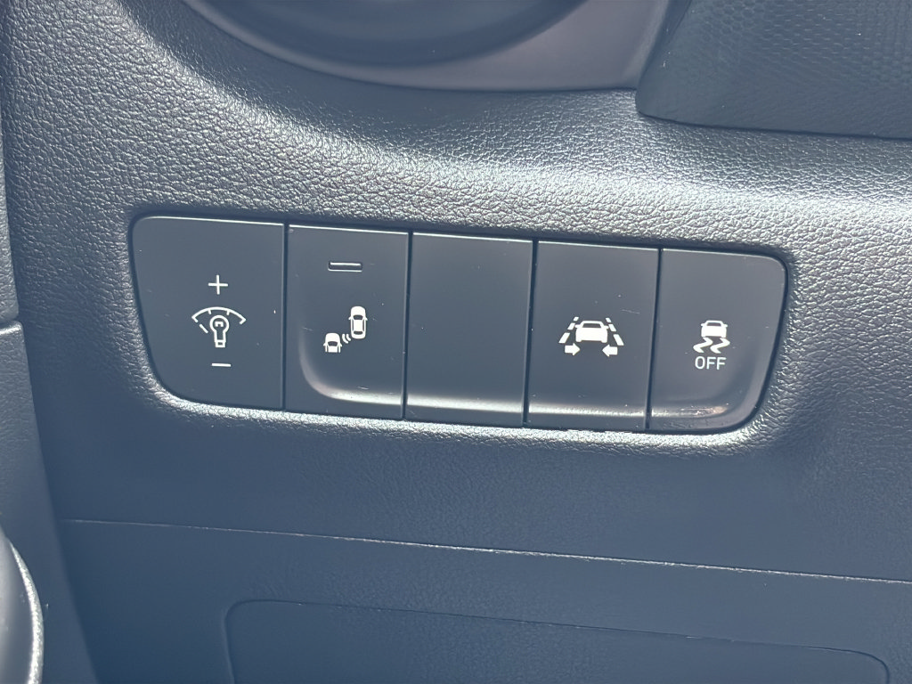 Used 2021 Hyundai Kona Night w/ Cargo Package FWD image 33