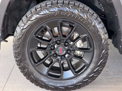 Used 2022 Toyota Tundra SR5 RWD image 11