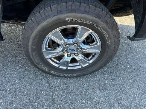Used 2015 Ford F150 XLT w/ Equipment Group 302A Luxury AWD/4WD image 25