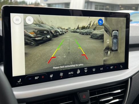 New 2024 Ford Escape SE w/ PHEV Premium Package image 25