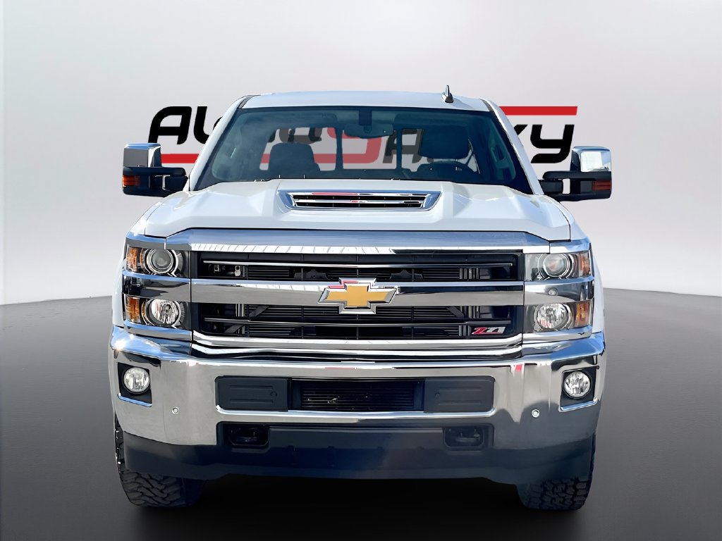 Used 2019 Chevrolet Silverado 2500 LTZ w/ Duramax Plus Package AWD/4WD image 2