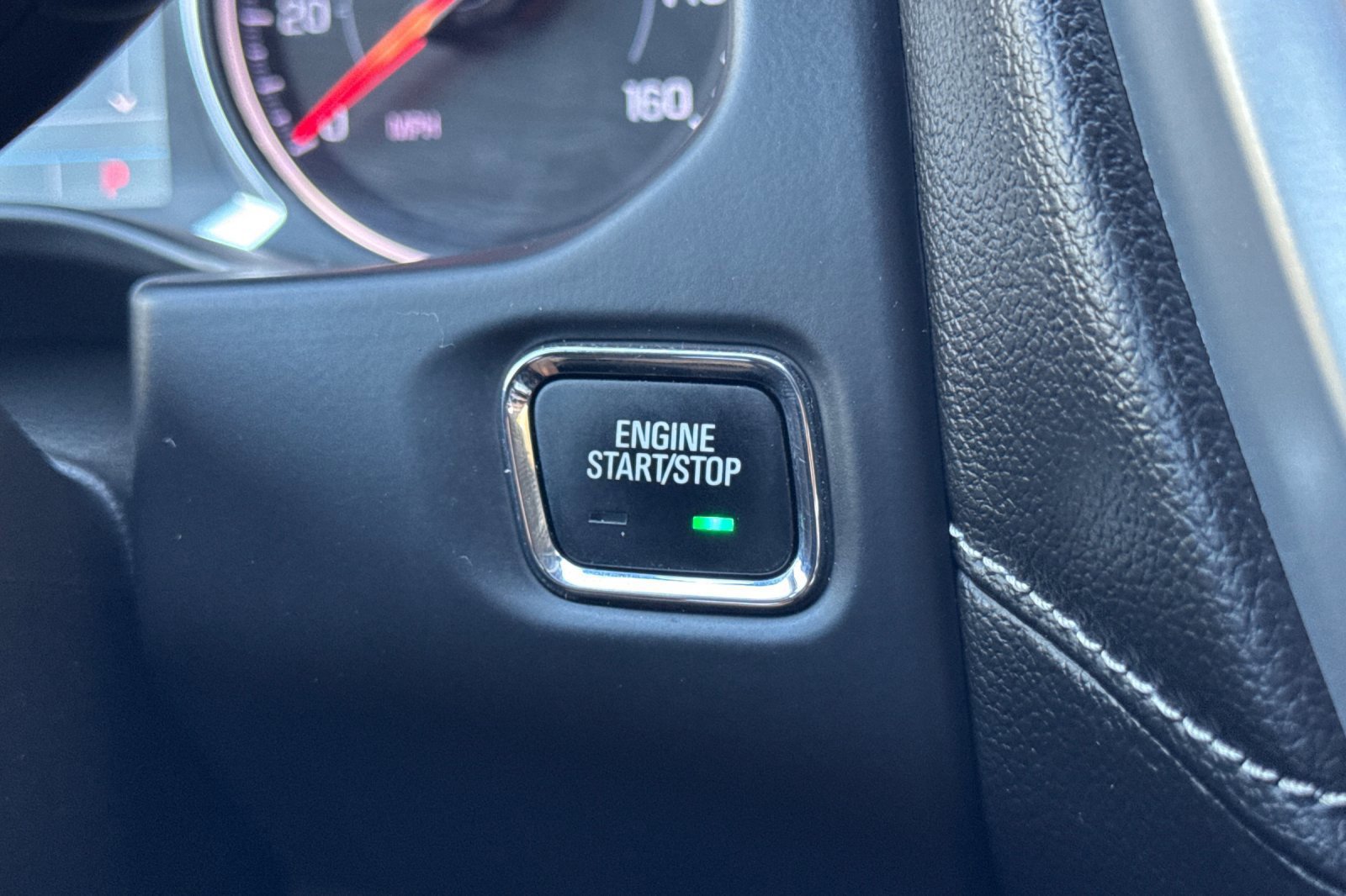 Certified 2023 GMC Acadia SLE w/ LPO, Cargo Package FWD image 24