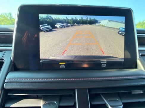 Used 2023 Chevrolet Tahoe RST AWD/4WD image 23