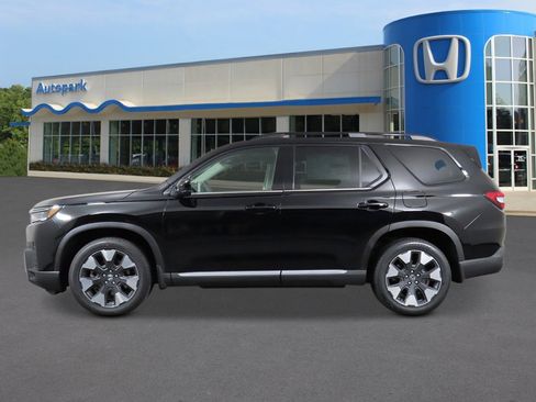 New 2026 Honda Pilot Elite image 2
